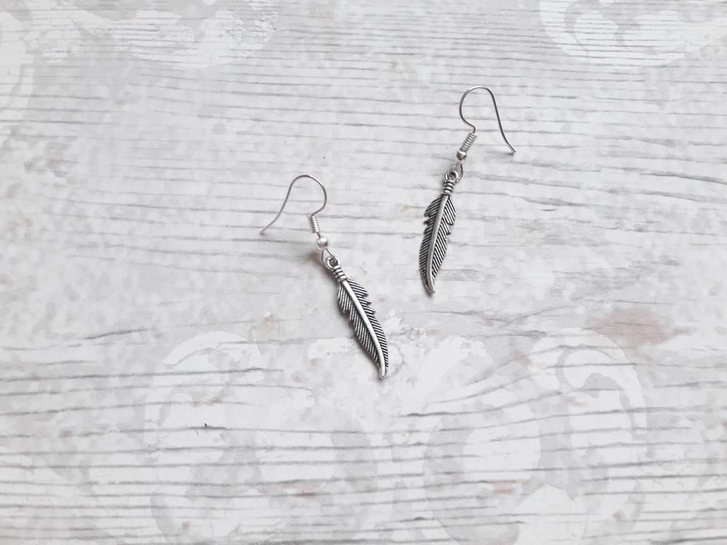 feather earrings, bohemian jewellery, tribal jewelry, boho earrings, hippie present, Indian earrings, rustic jewellery, gifts for her