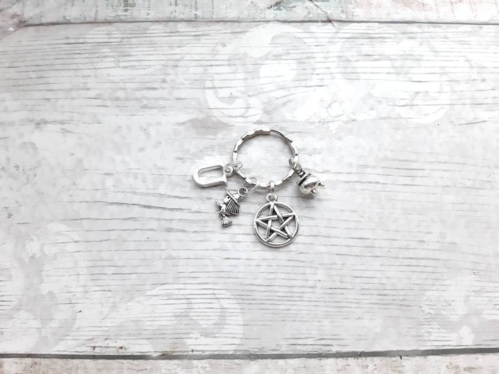 Witch keyring, pentagram keychain, spooky halloween gift, initial keyring, personalised gift, cauldron keyring, wicca present
