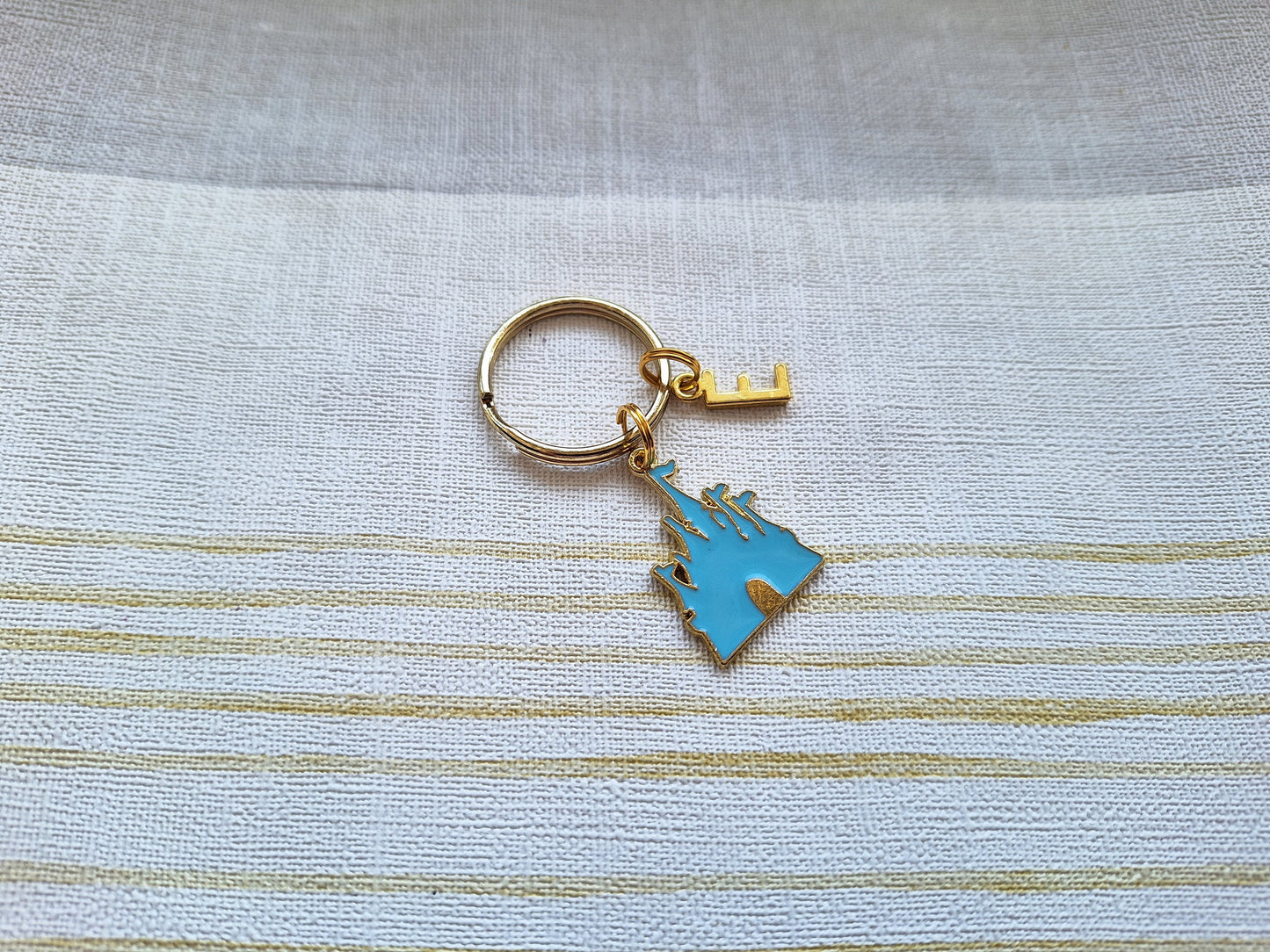 Castle keyring, dream house keychain, fairytale gift, gift for a princess, initial keyring
