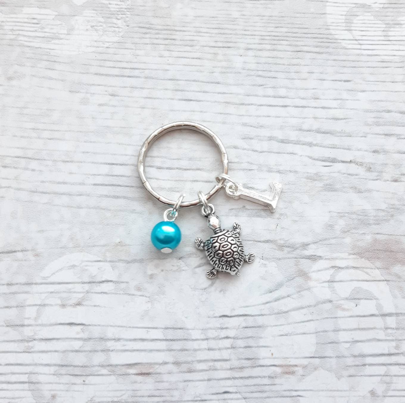 Tortoise keyring, initial sea turtle keychain, animal lover gift, nautical present, beaded birthstone bag charm