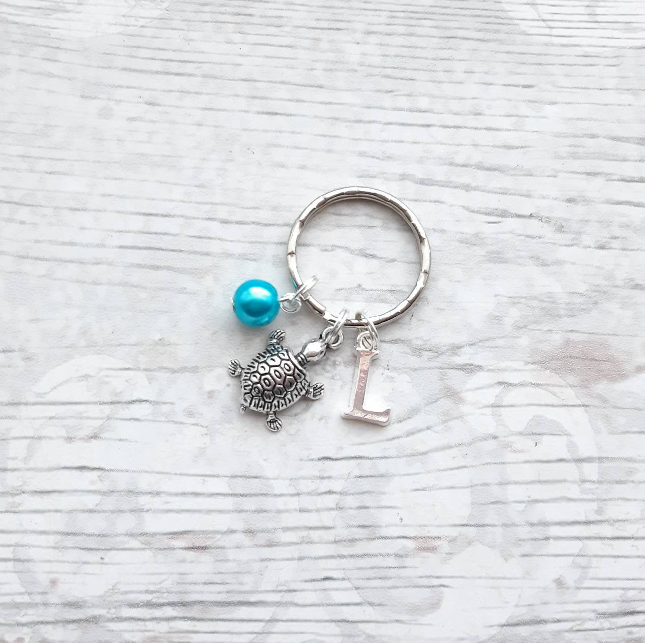 Tortoise keyring, initial sea turtle keychain, animal lover gift, nautical present, beaded birthstone bag charm