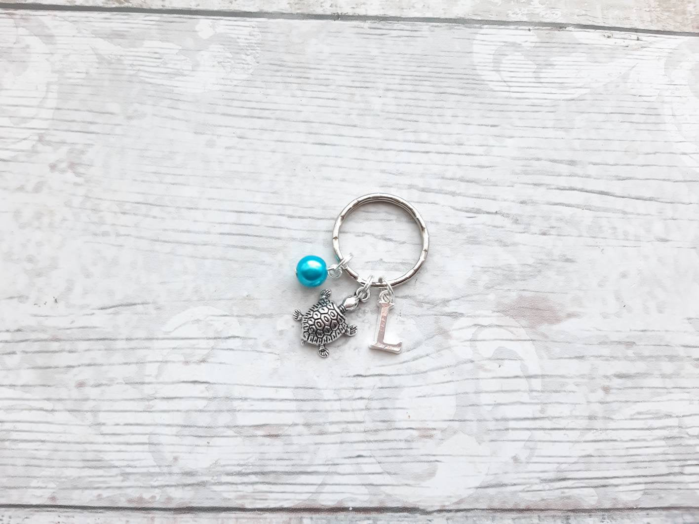 Tortoise keyring, initial sea turtle keychain, animal lover gift, nautical present, beaded birthstone bag charm