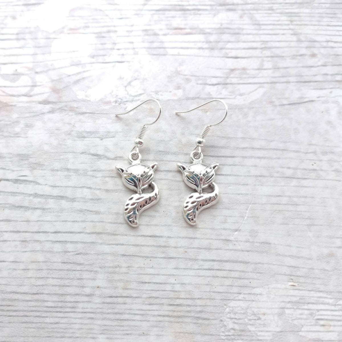 Fox earrings, cute foxy jewellery, woodland forest jewelry, animal lover gift, wilderness earrings, nature earrings