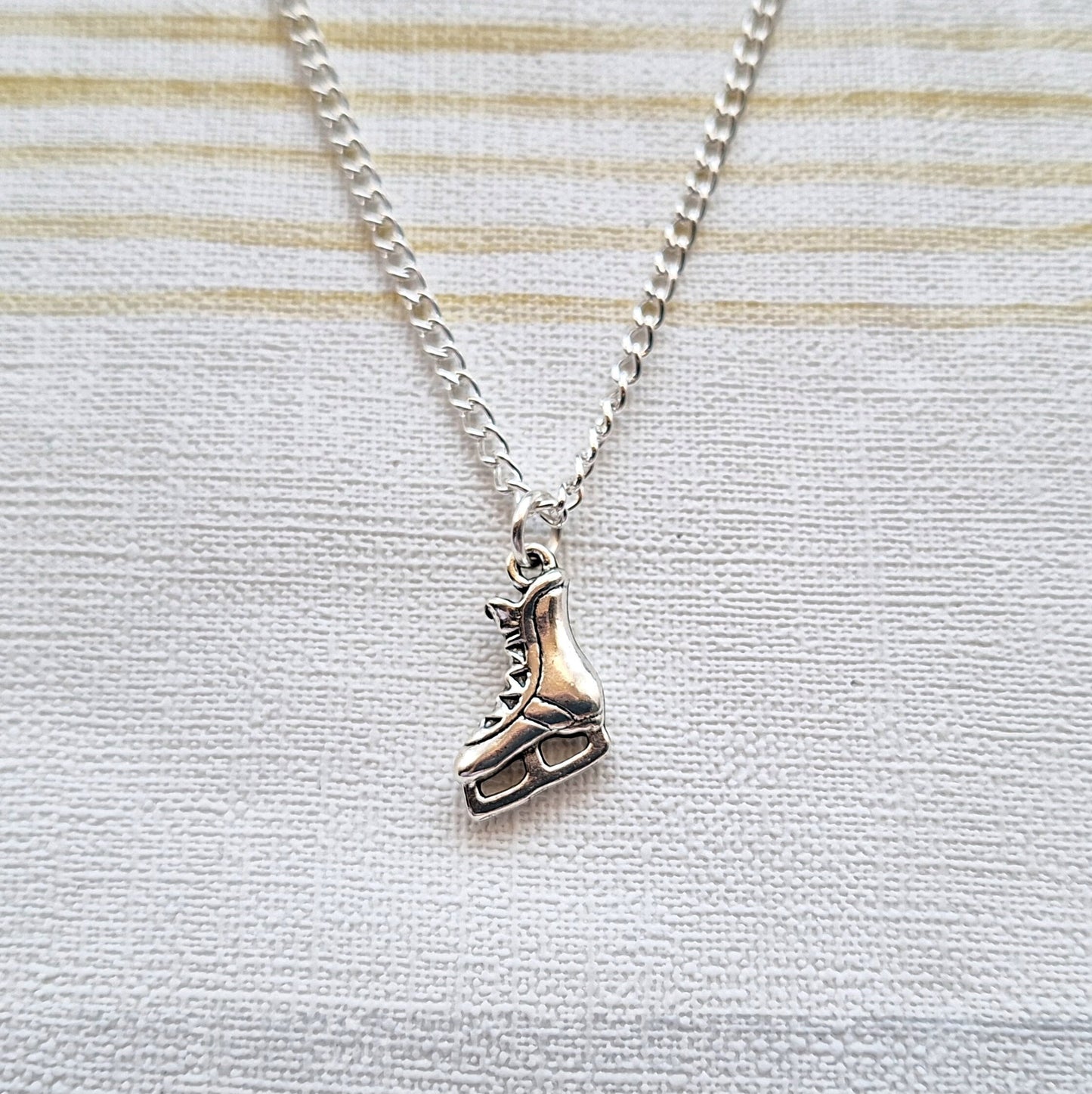 Ice skating necklace, figure skating jewellery, sports team jewelry, gifts for girls, ice skater pendant, graduation gift