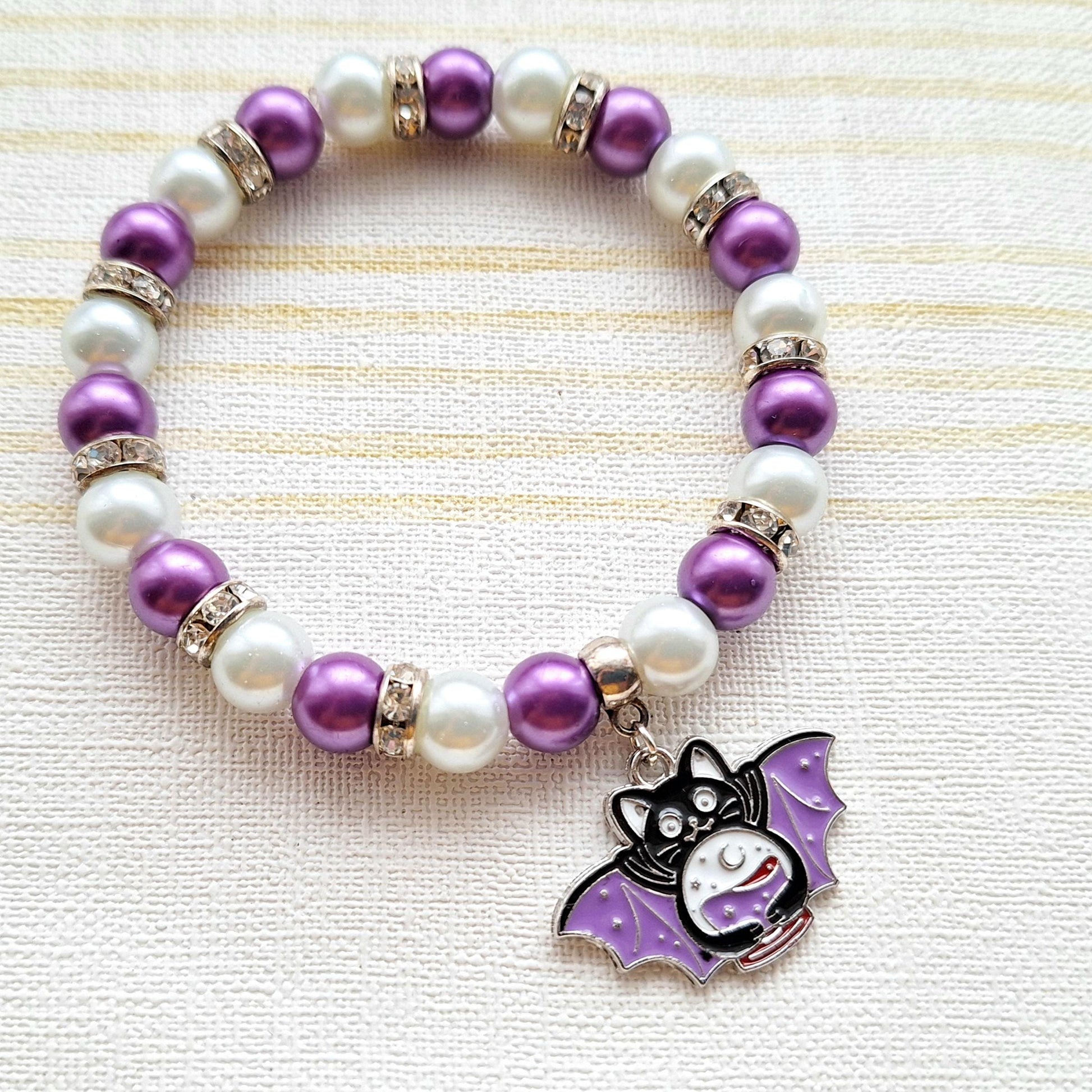 Vampire cat bracelet, Halloween jewellery, vampire bat jewelry, fortune teller gift, spooky black kitty bracelet