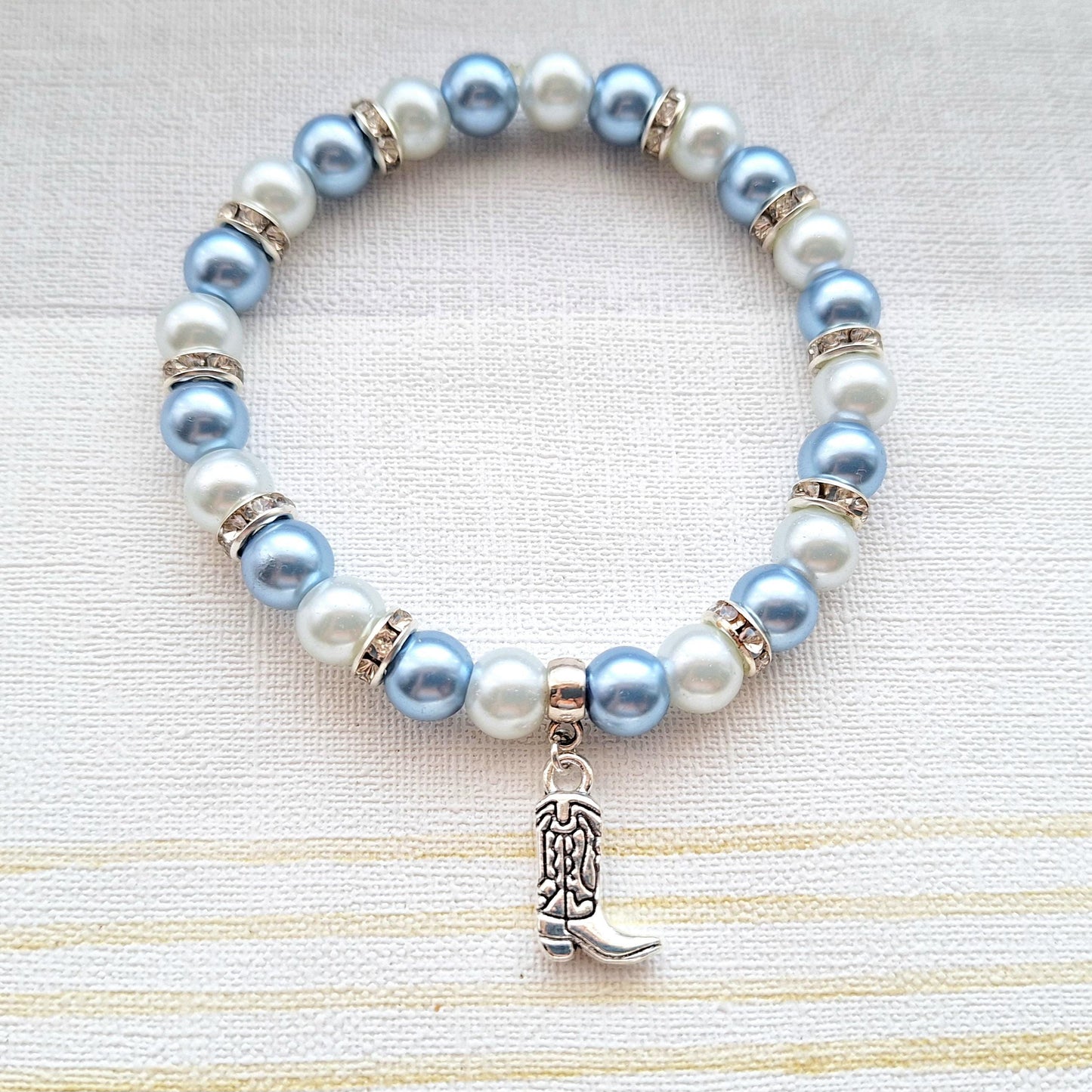 Cowgirl boots bracelet, cowboy jewellery, rodeo gift, wild west texas present, country music lover, line dancing boot