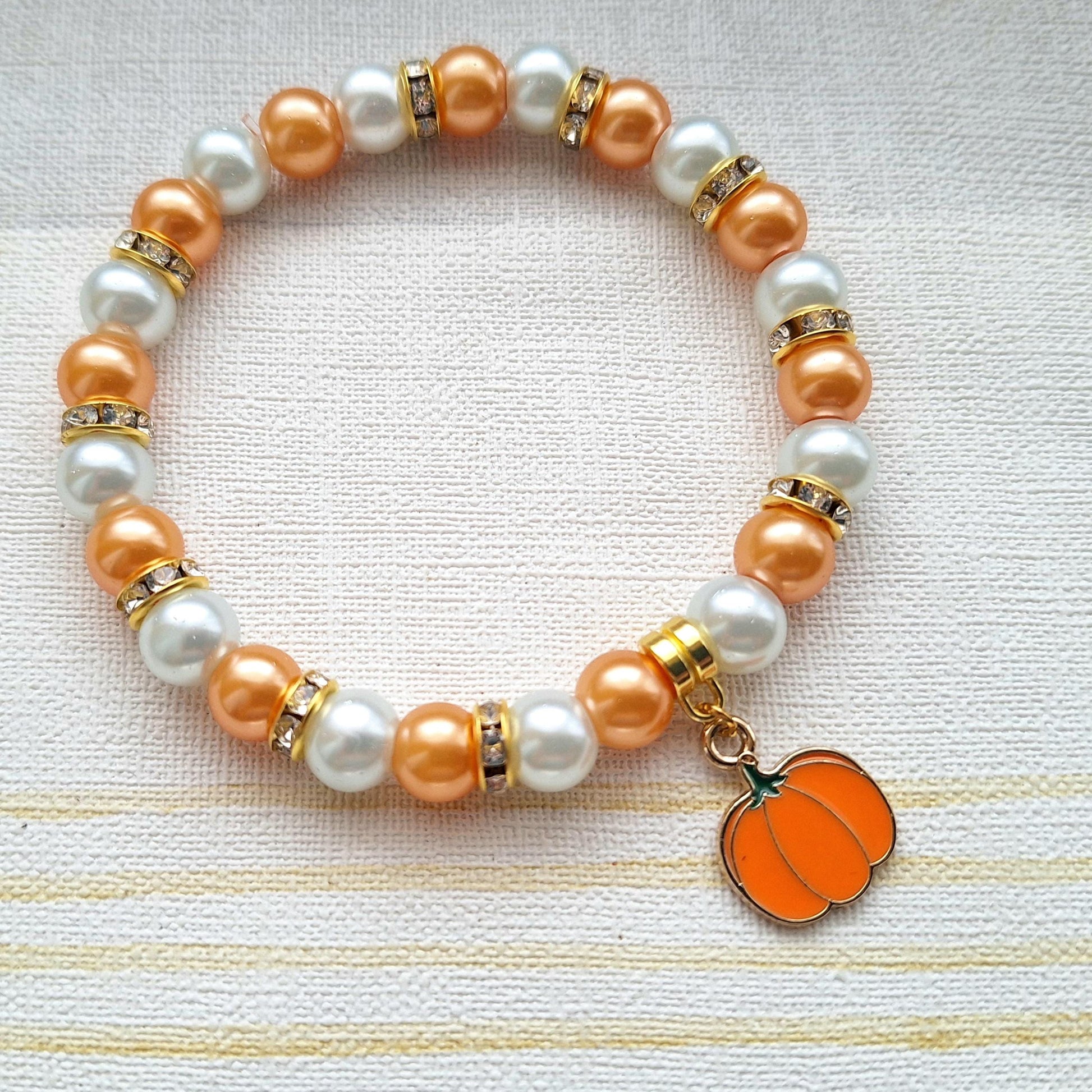 Pumpkin bracelet, Halloween jewellery, autumn fall jewelry, jack-o-lantern, trick or treat gift, cute spooky jewellery