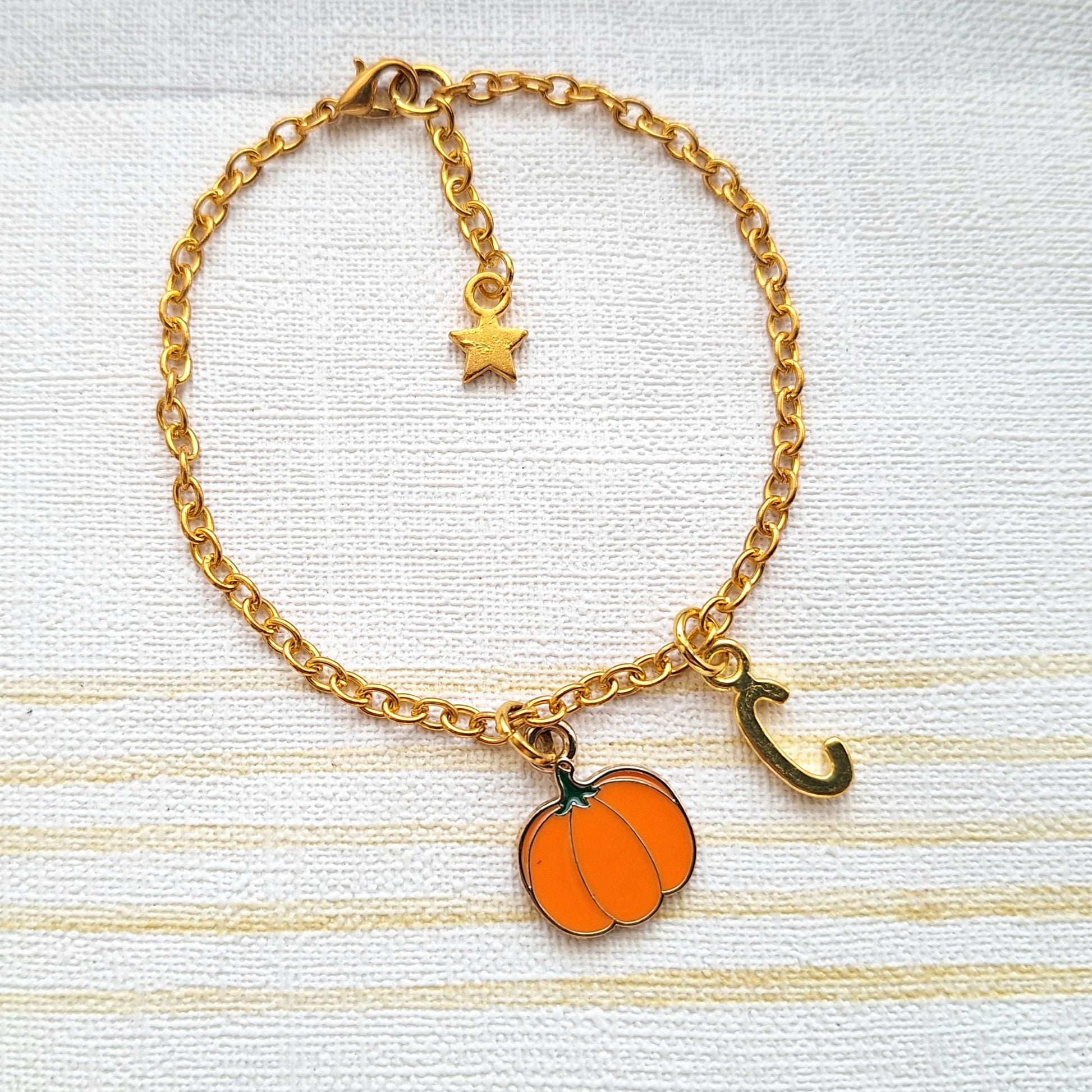 Pumpkin bracelet, Halloween jewellery, autumn fall jewelry, jack-o-lantern, trick or treat gift, cute spooky jewellery