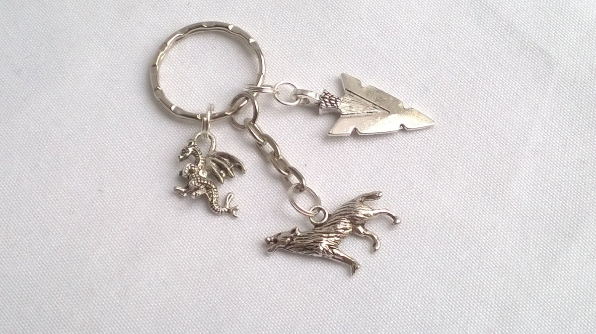 dragon and wolf keyring, arrowhead keychain, arrow keyring, wolf bagcharm, medieval keychain, viking bag charm, gifts for her, gifts for him