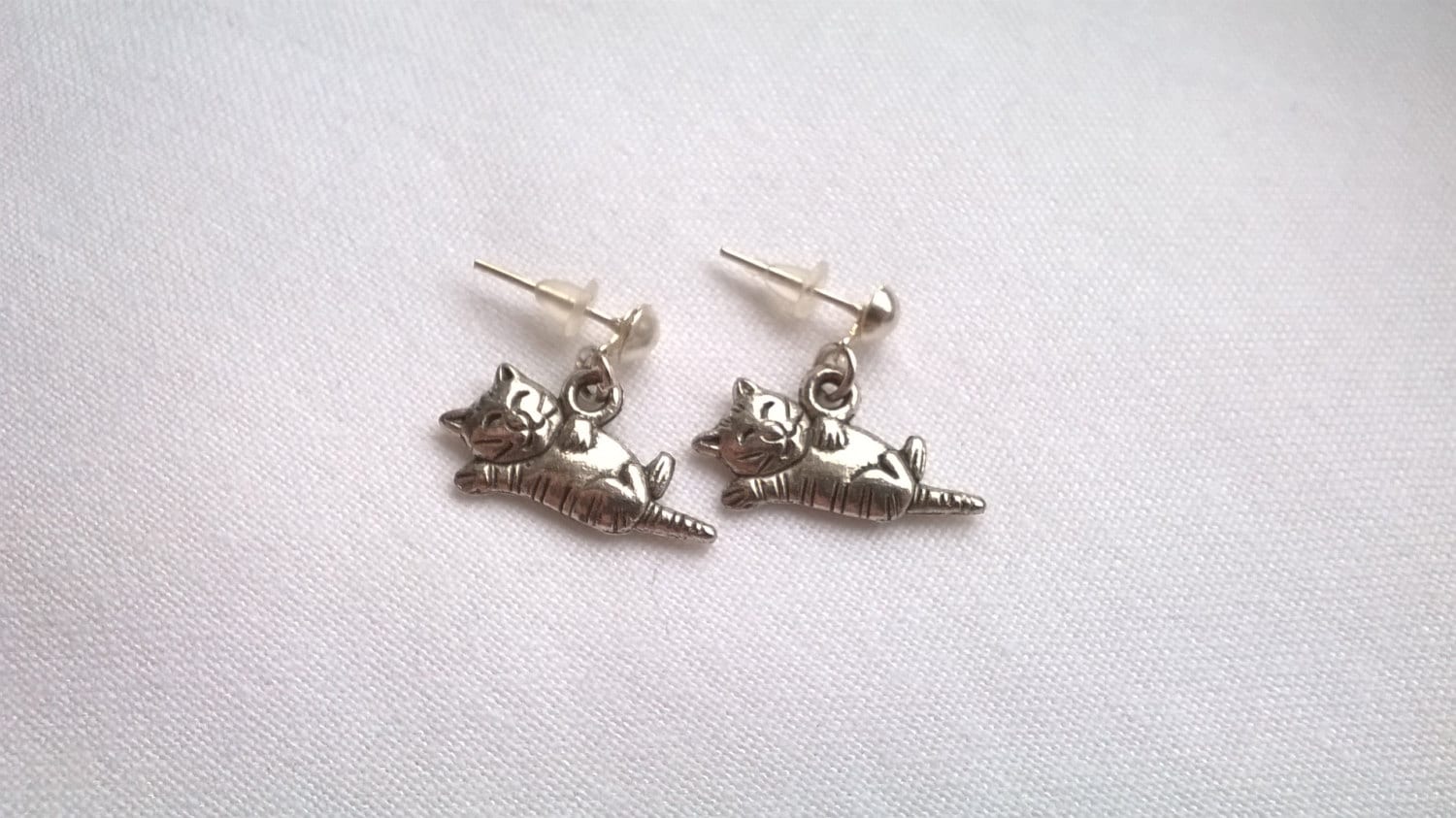 Cat earrings, cheshire cat jewelry, kitty jewellery, crazy cat lady, animal lover, pet earrings, gift for cat mum