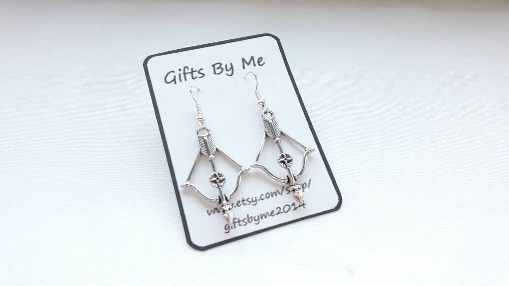 Crossbow earrings, bow and arrow jewellery, archery earrings, zombie apocalypse present, Halloween jewelry, gifts for her, birthday present