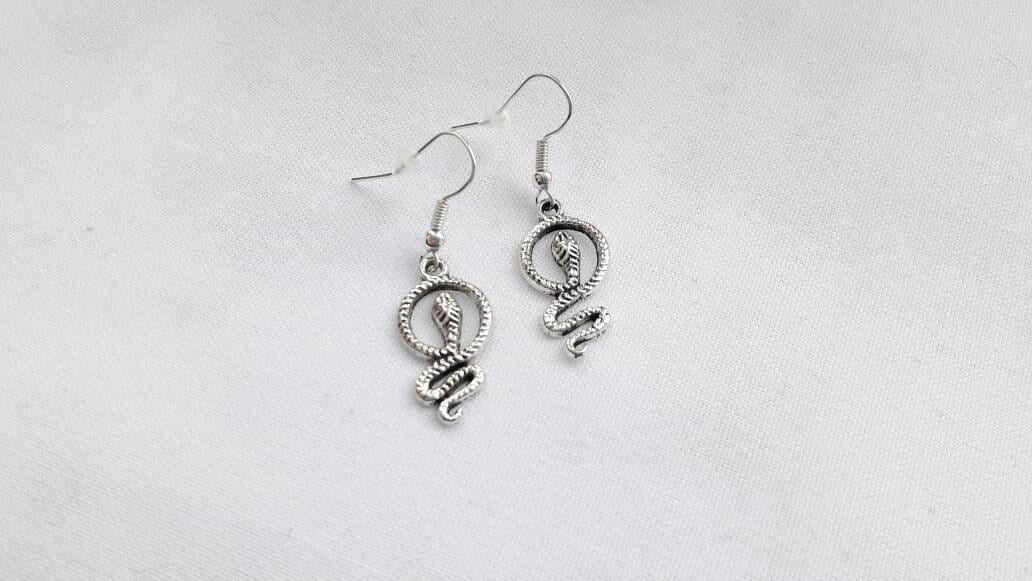 Snake earrings, serpent earrings, reptile jewelry, animal jewellery, reptile earrings, charm earrings, vintage jewellery, gifts for her