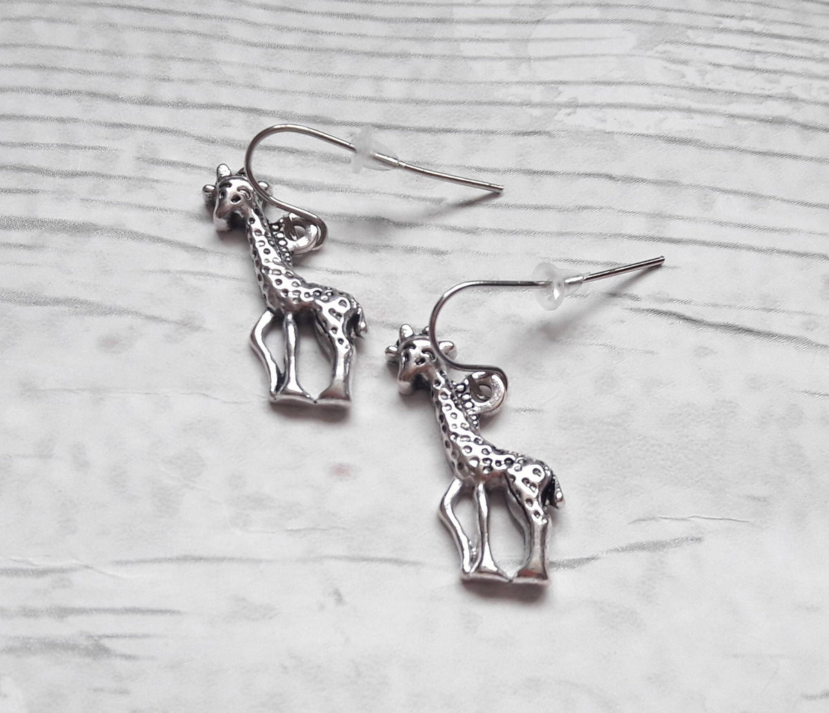 Giraffe earrings, safari zoo jewellery, jewelry for kids, animal lover present, africa jewellery, wildlife earrings