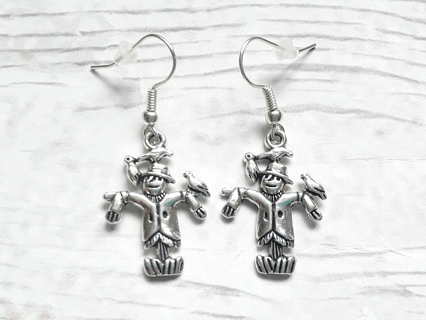 scarecrow earrings, scarecrow jewellery, halloween jewelry, autumn jewellery, gifts for farmer, stocking filler, fall farm accessory,