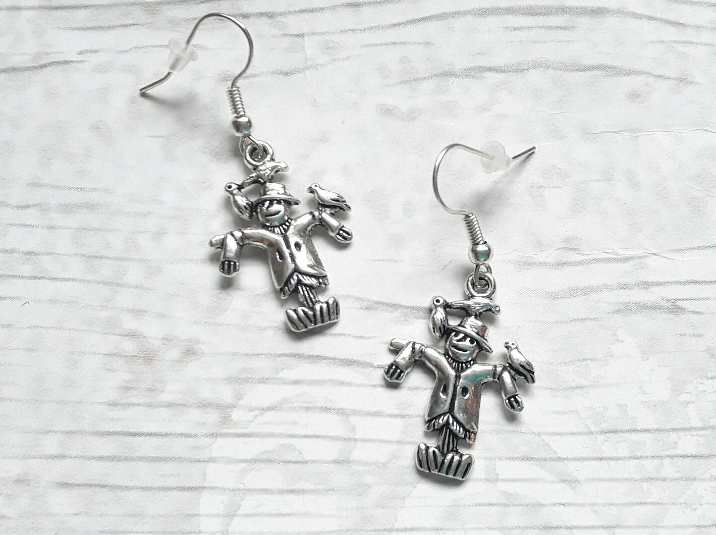 scarecrow earrings, scarecrow jewellery, halloween jewelry, autumn jewellery, gifts for farmer, stocking filler, fall farm accessory,