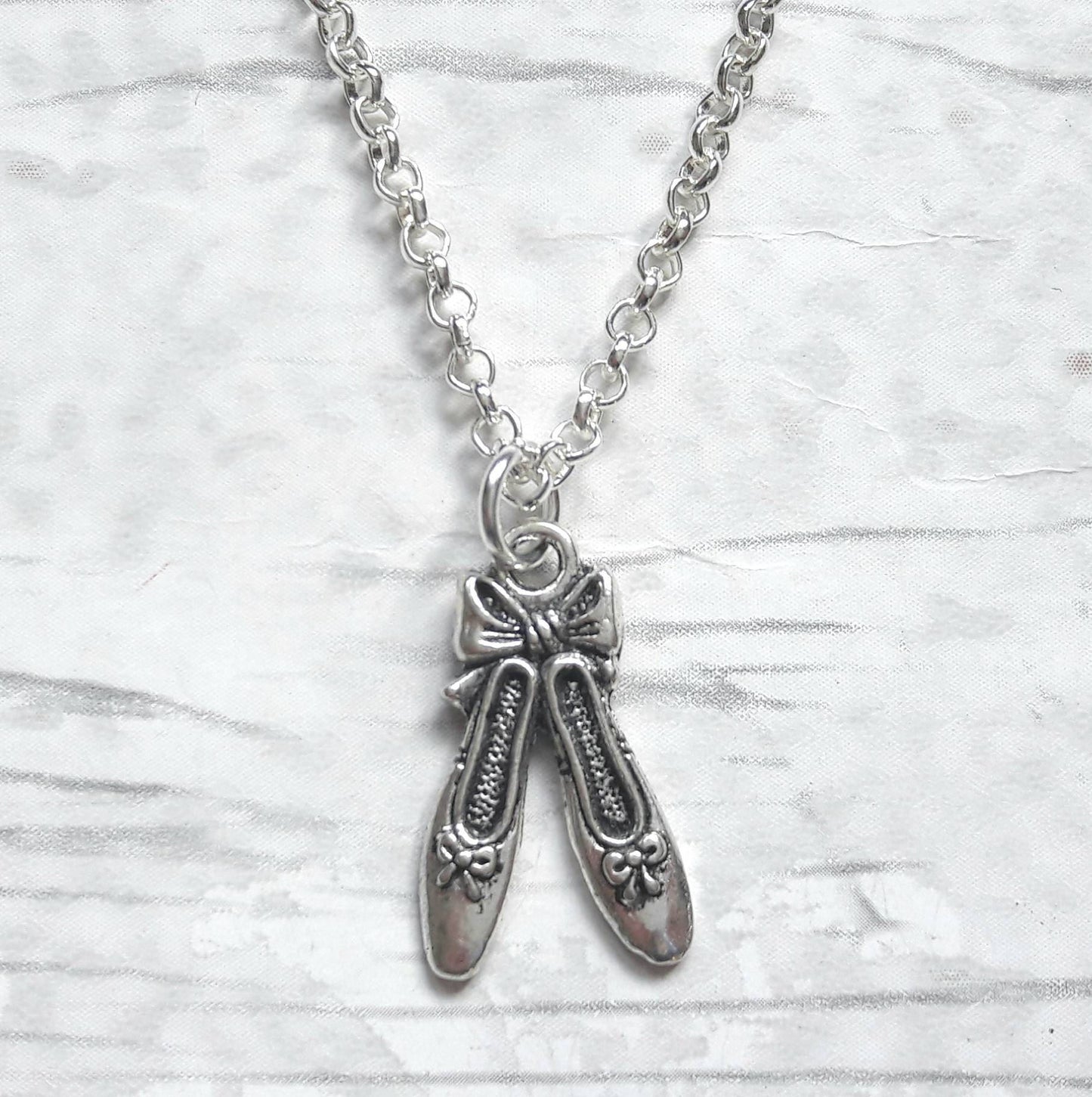 Ballet shoe necklace, ballerina jewellery, ballet slipper necklace, dance jewelry, personalised present, gifts for girls, stocking filler