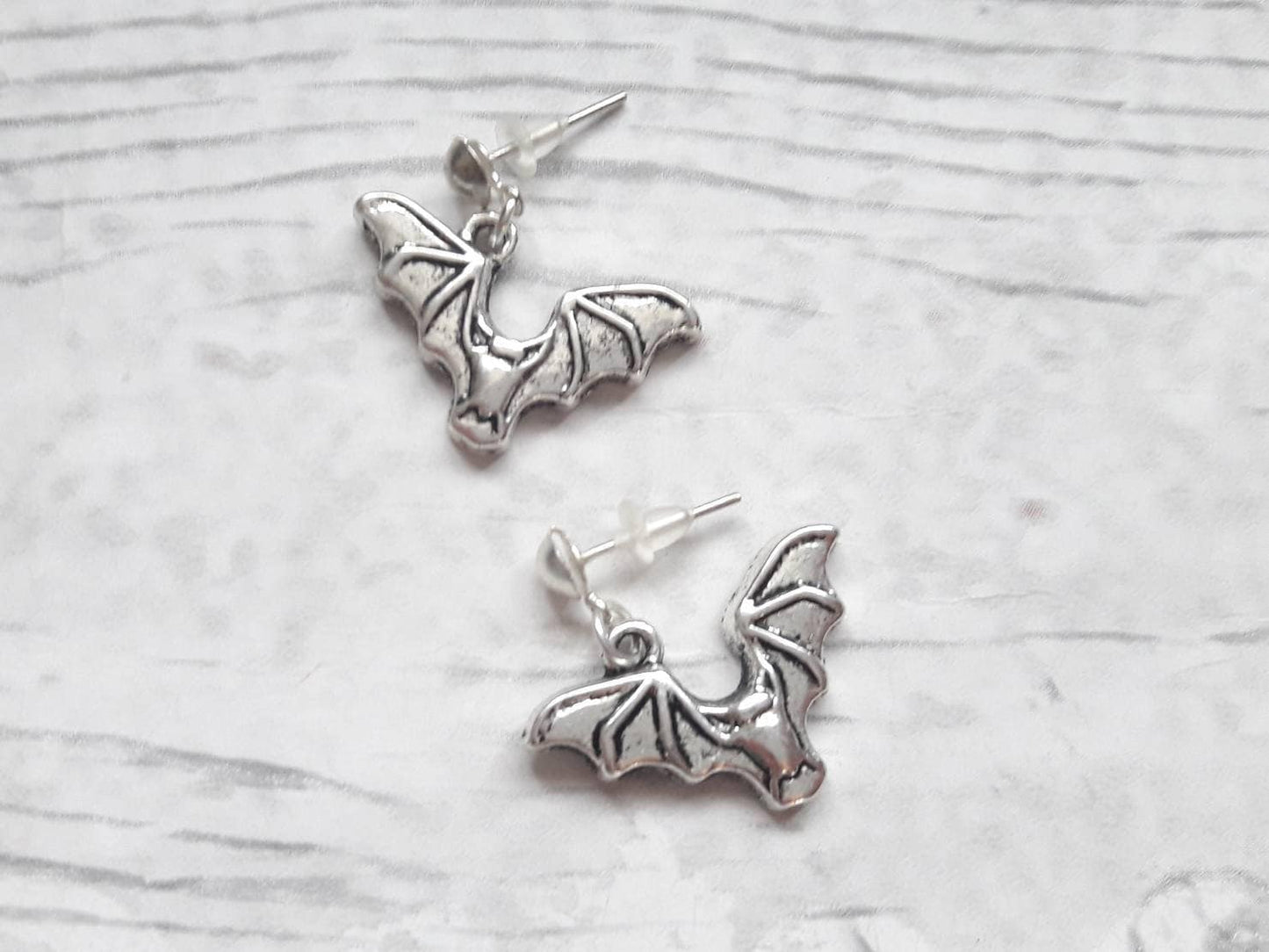 Bat earrings, vampire earrings, halloween earrings, gothic earrings, halloween jewellery, goth jewelry, costume earrings, spooky gift