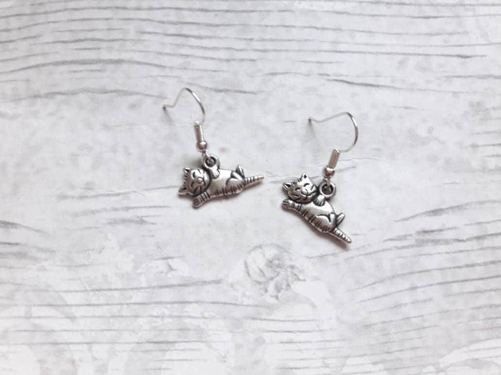 Cat earrings, cheshire cat jewelry, kitty jewellery, crazy cat lady, animal lover, pet earrings, gift for cat mum