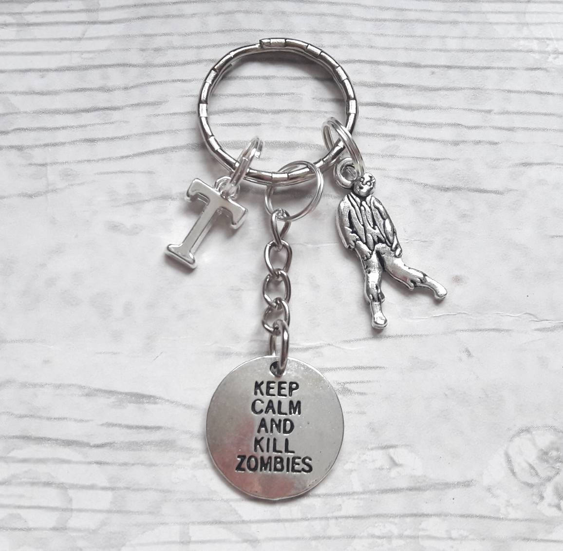 Keep calm and kill zombies keyring, zombie apocalypse keychain, zombie lover gift, personalised bagcharm, initial gift, horror keyring