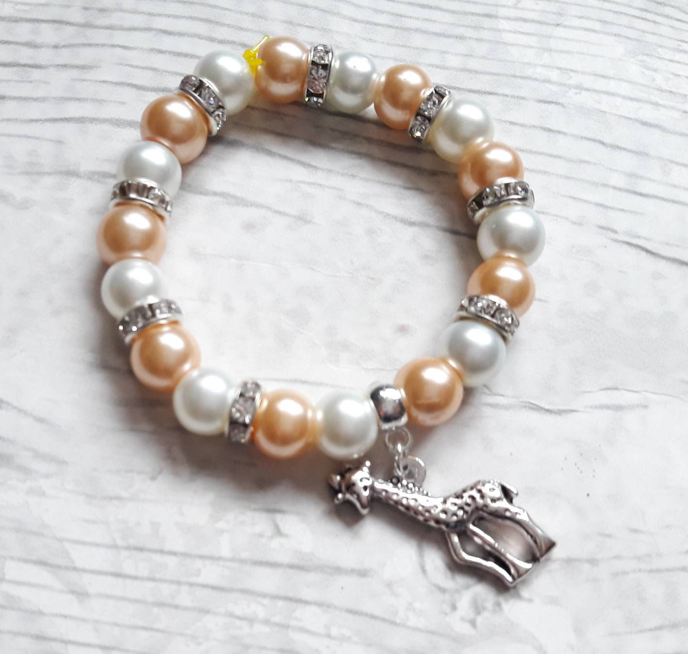 Giraffe bracelet, safari jewellery, animal lover present, giraffe gift idea, thankyou gift, jewellery for girls, zoo keepsake