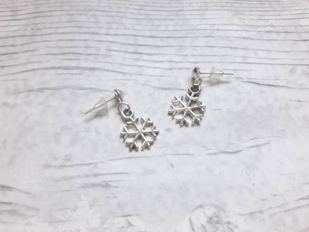 Snowflake earrings, ice earrings, snow earrings, christmas jewellery, xmas jewelry, stocking filler, secret santa gift, winter accessory