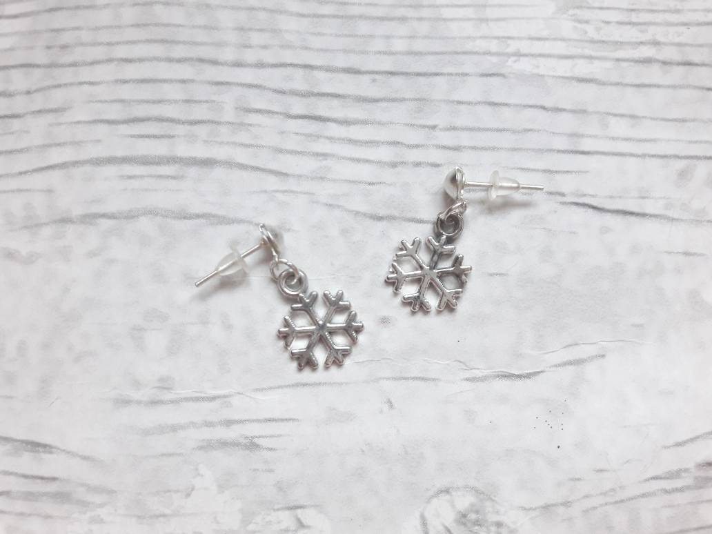 Snowflake earrings, ice earrings, snow earrings, christmas jewellery, xmas jewelry, stocking filler, secret santa gift, winter accessory