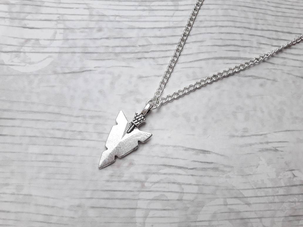 arrowhead necklace, arrow jewelry, medival jewellery, weapon necklace, Viking pendant, bow and arrow present, gifts for her, stocking filler