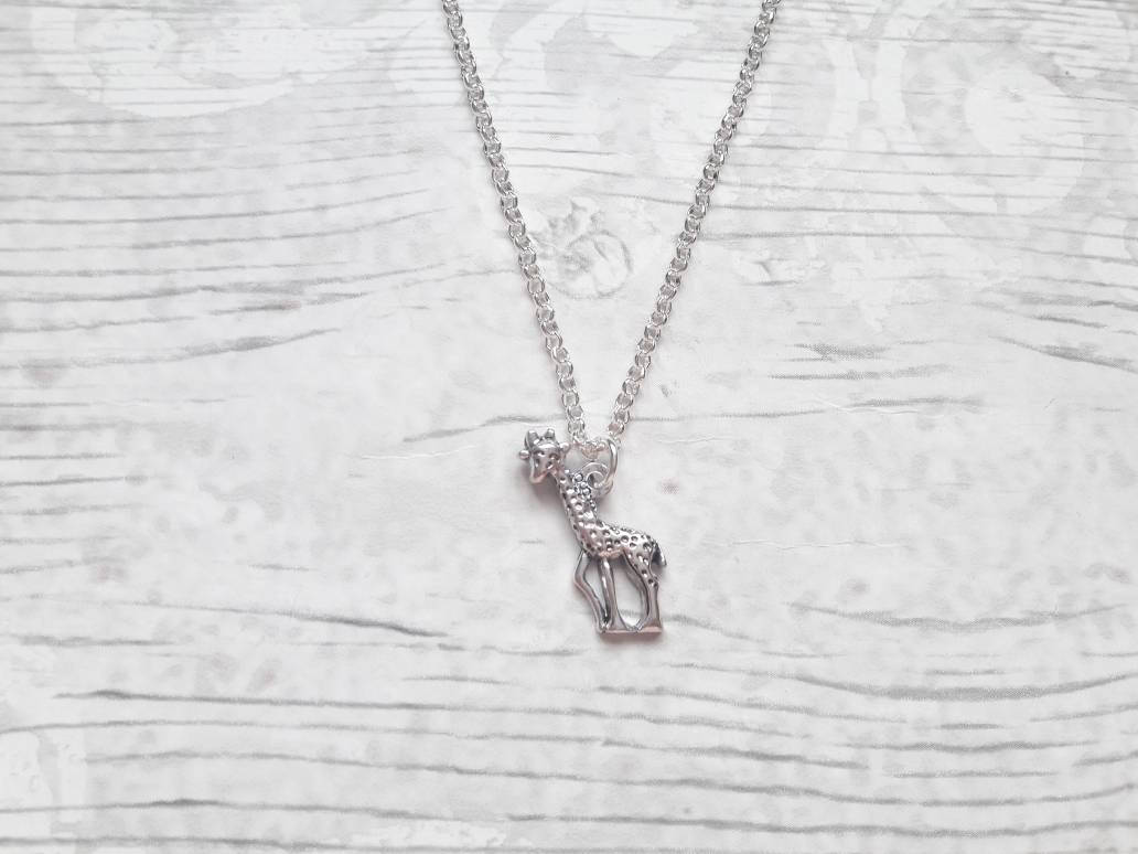 Giraffe necklace, personalised initial necklace, safari zoo gift, animal lover present, giraffe jewellery, gifts for her