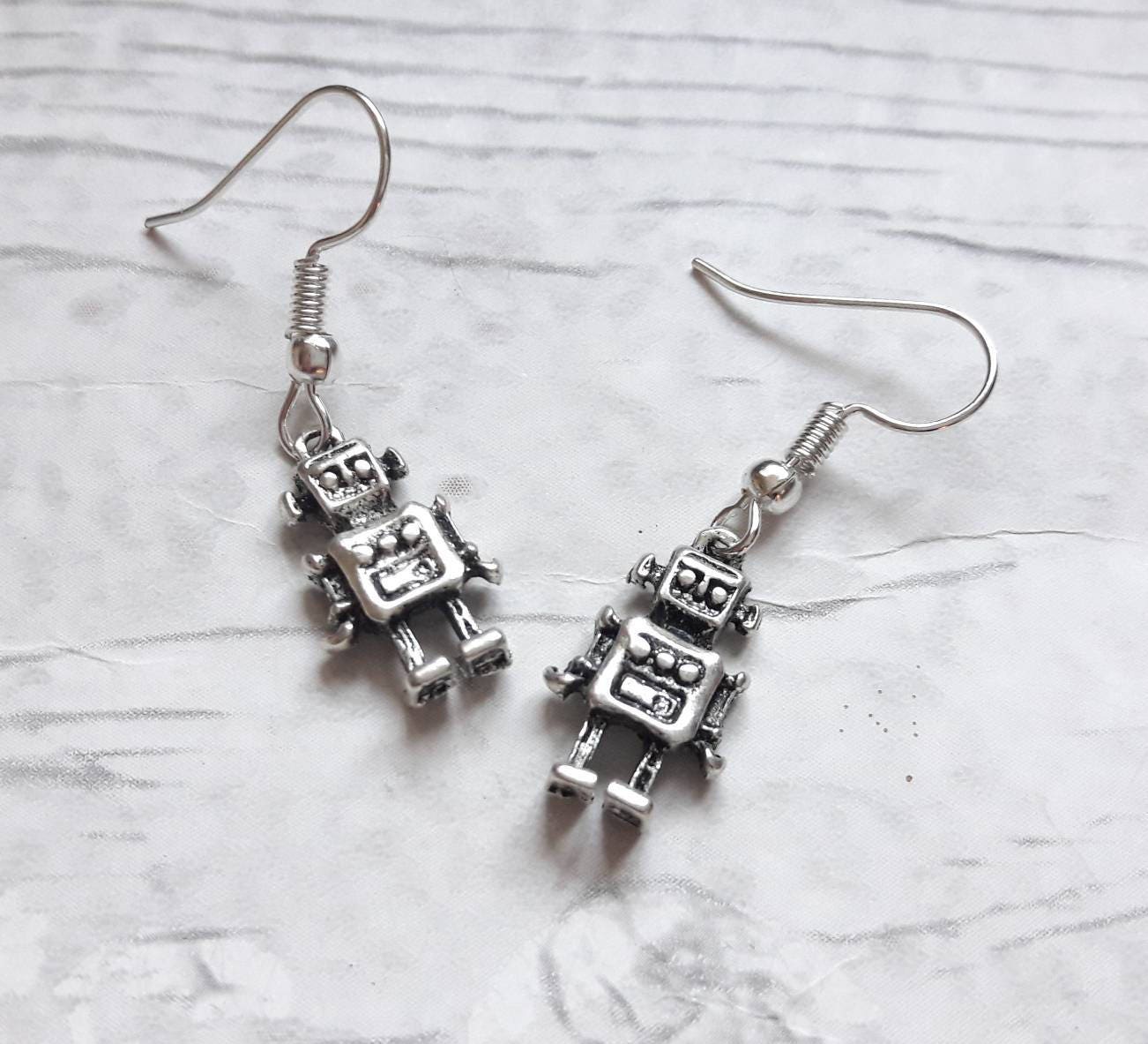 Robot earrings, funky earrings, gifts for her, steampunk earrings, sci fi jewellery, birthday gift, mothers day present, retro earrings
