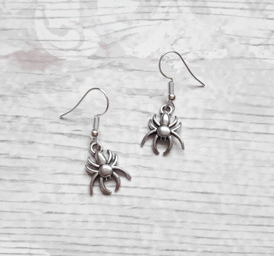 Spider earrings, bug earrings, Halloween jewellery, witch earrings, vampire earrings, gothic earrings, insect pendant