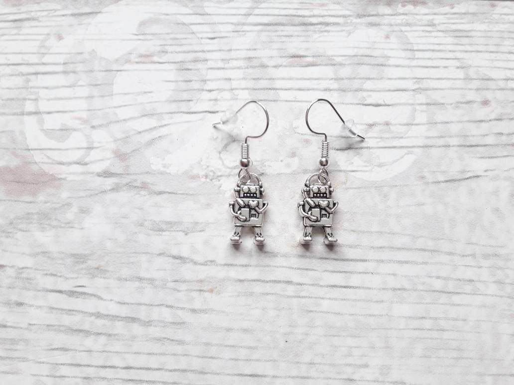 Robot earrings, funky earrings, gifts for her, steampunk earrings, sci fi jewellery, birthday gift, mothers day present, retro earrings