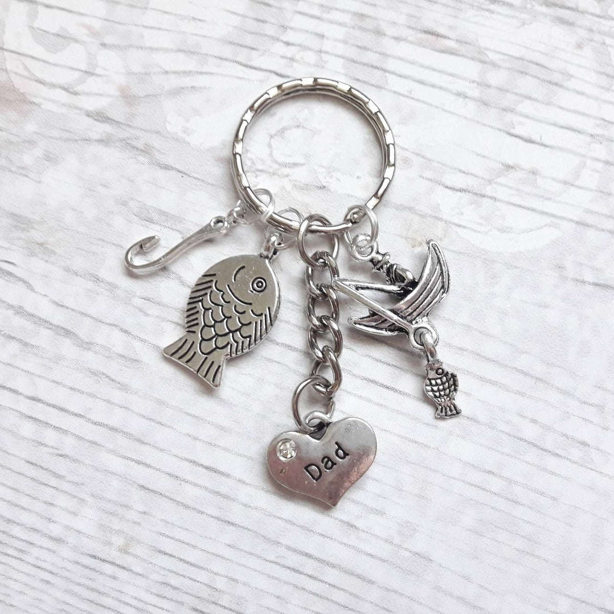 Fishing keyring, fisherman keychain, fish hook bagcharm, fathers day present, dad keyring, anglers keyring, finishing jewellery. daddy gift