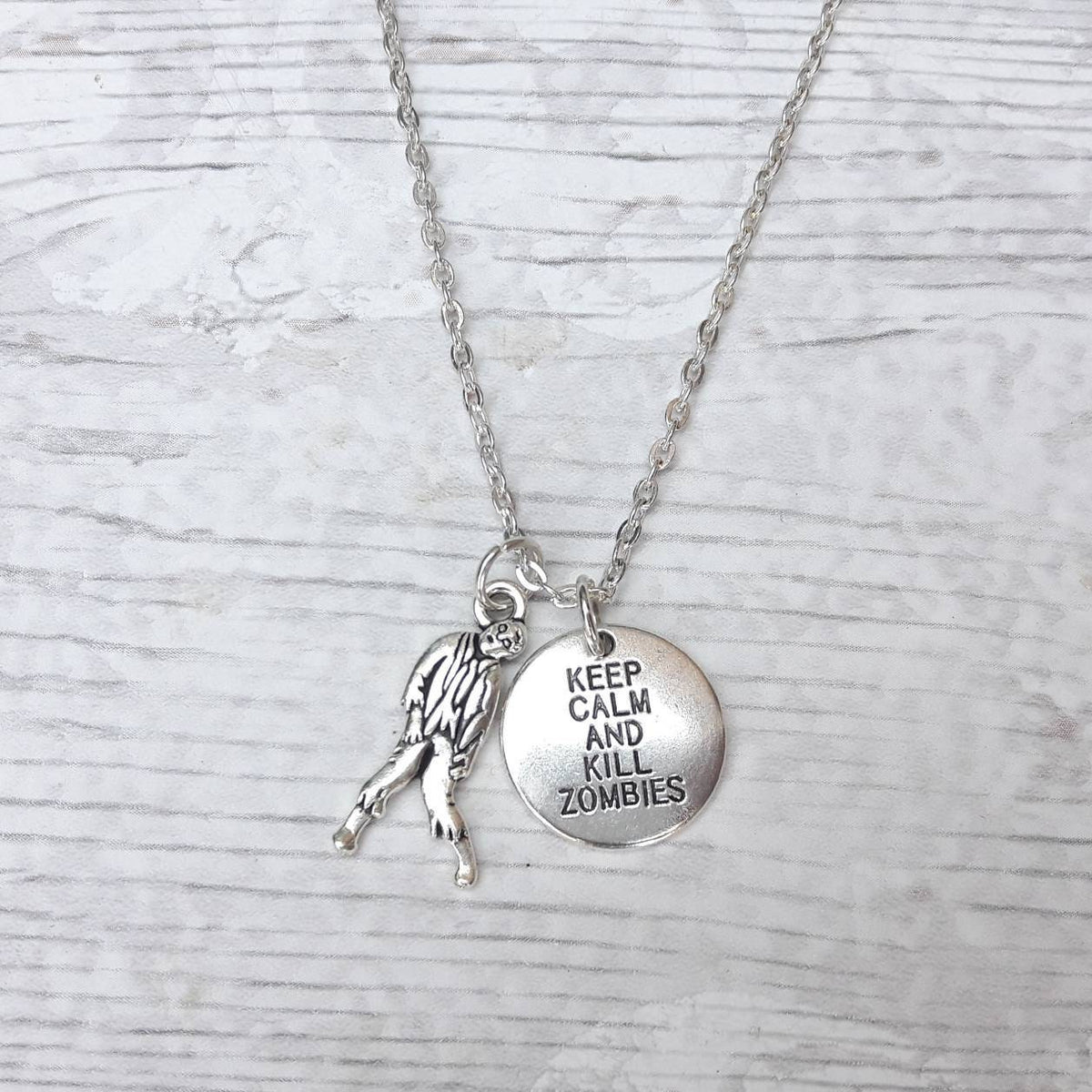 keep calm kill zombies necklace, zombie apocalypse jewellery, steampunk necklace, Halloween jewelry, the walking dead, zombie lover