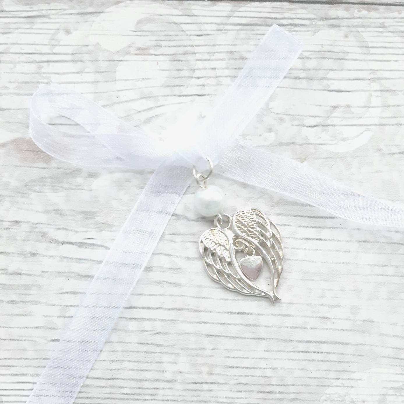 Angel wing bouquet charm, memorial charm for wedding flowers, memory wings for lost loved one, bridal flower charm, in memory present