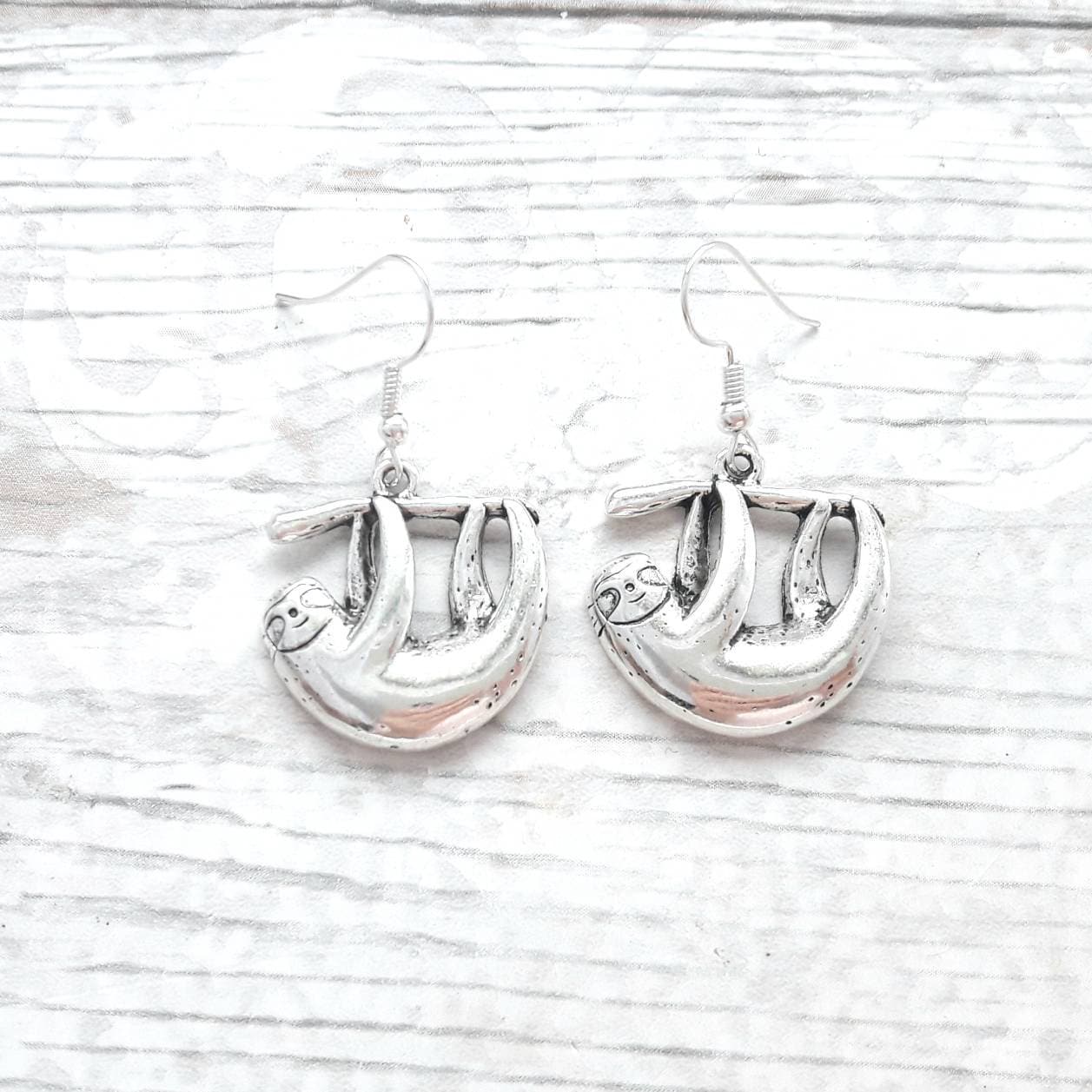 Sloth earrings, cute animal earrings, sloth lover gift, nature gift, charm earrings, sloth jewellery