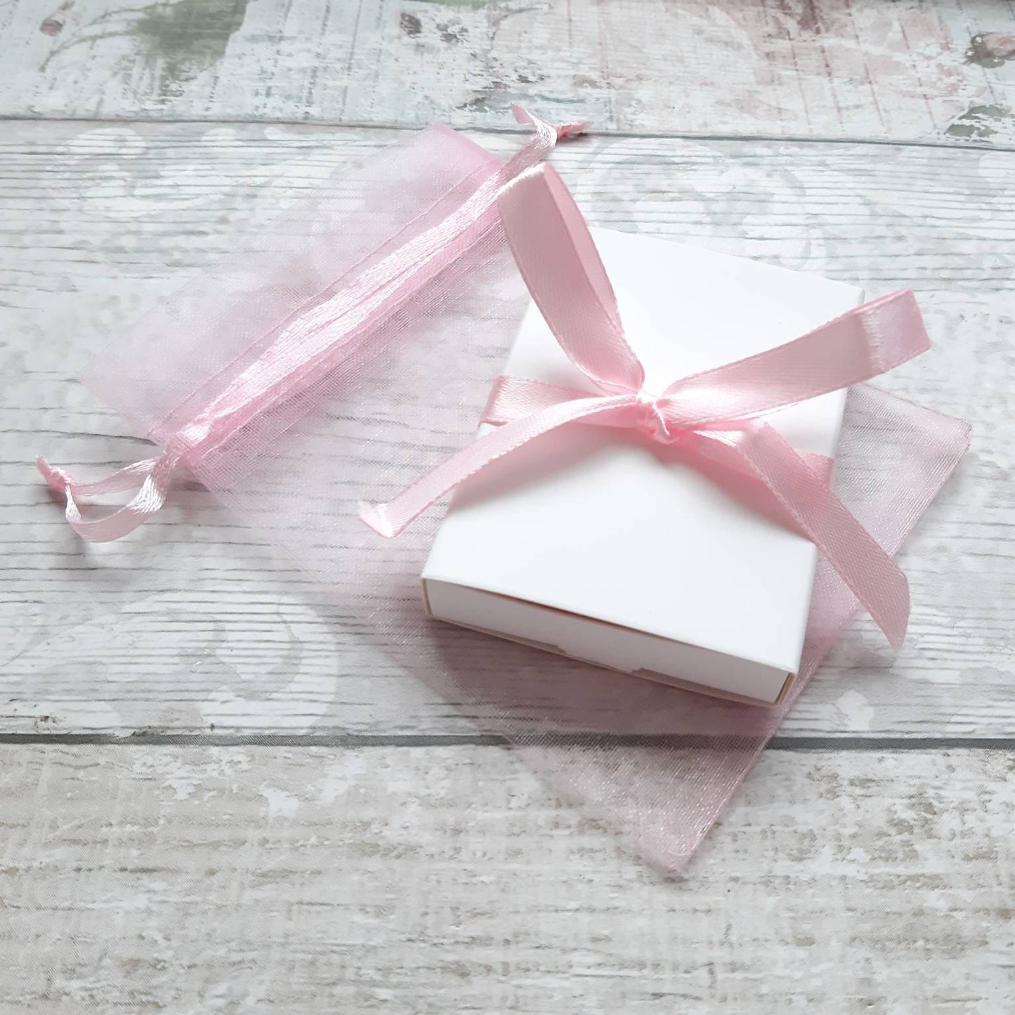 Gift box add on, gift wrap, present wrapping, gift message, presentation gift box, jewellery boxes
