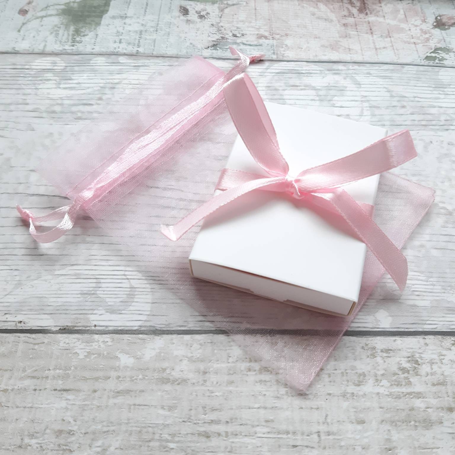Gift box add on, gift wrap, present wrapping, gift message, presentation gift box, jewellery boxes
