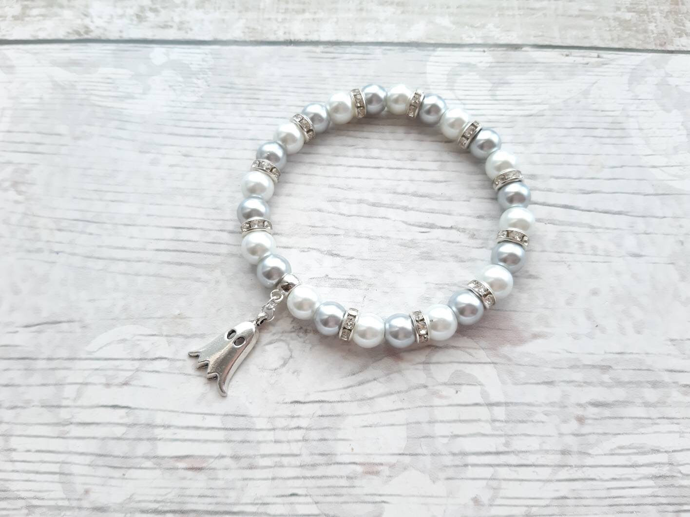 ghost bracelet, spooky bracelet, Halloween jewellery, gothic jewelry, friendly ghost present, boo costume gift