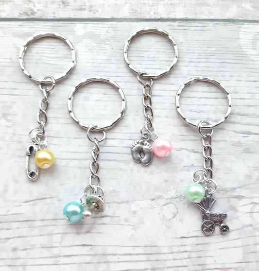 10 Baby shower keyrings, Gender reveal keychain, Baby shower favours, new baby party gifts, party bag filler, mum to be present