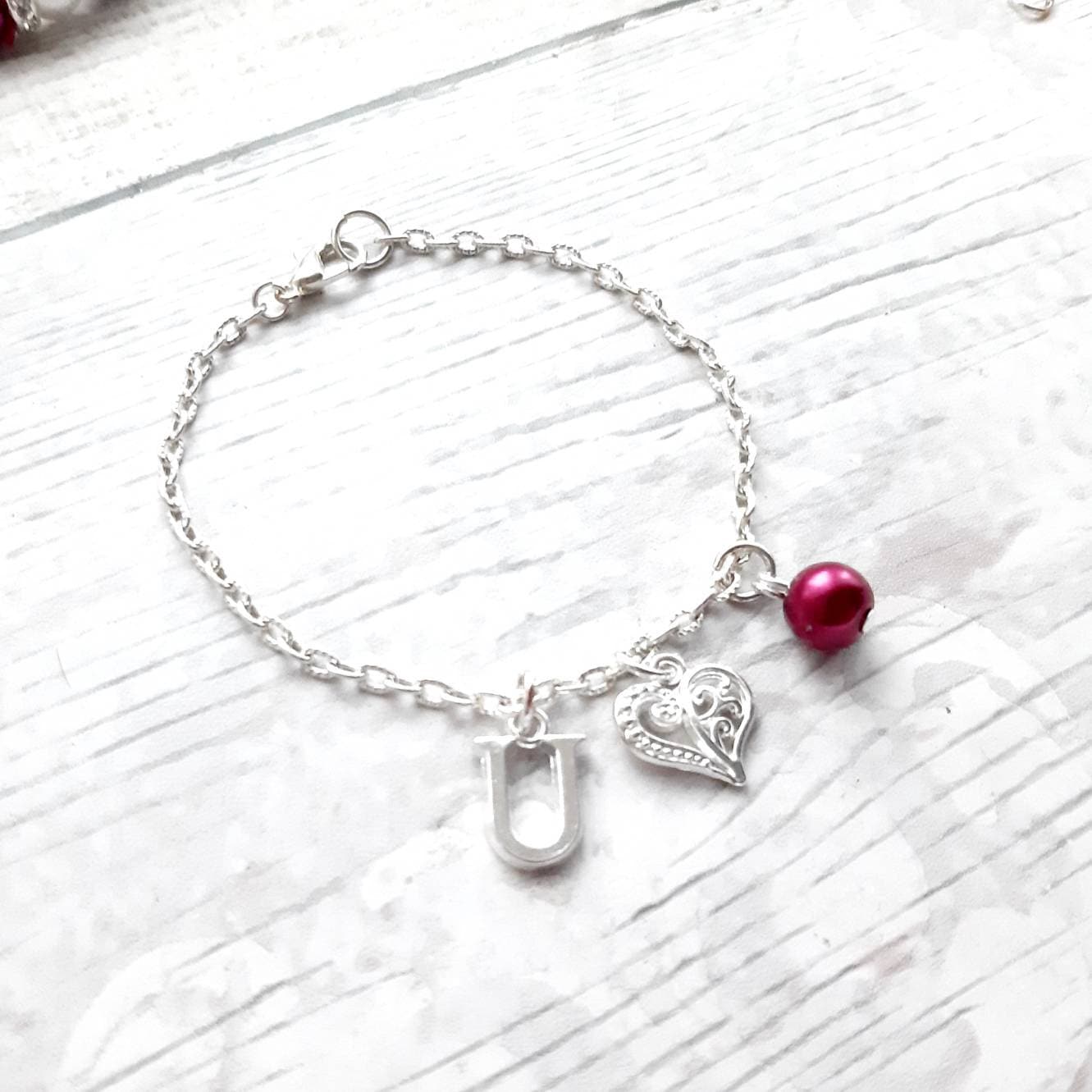 Heart bracelet, love heart jewellery, romantic valentines day present, I love you gift, gift for her, personalised initial bracelet