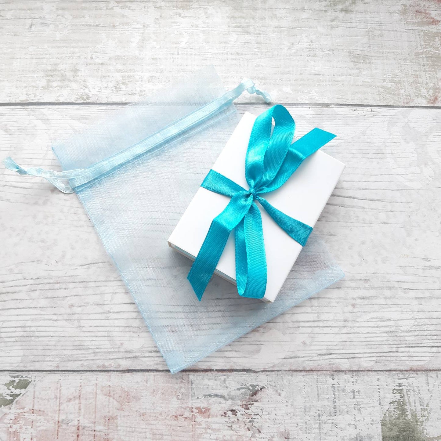 Gift box add on, gift wrap, present wrapping, gift message, presentation gift box, jewellery boxes