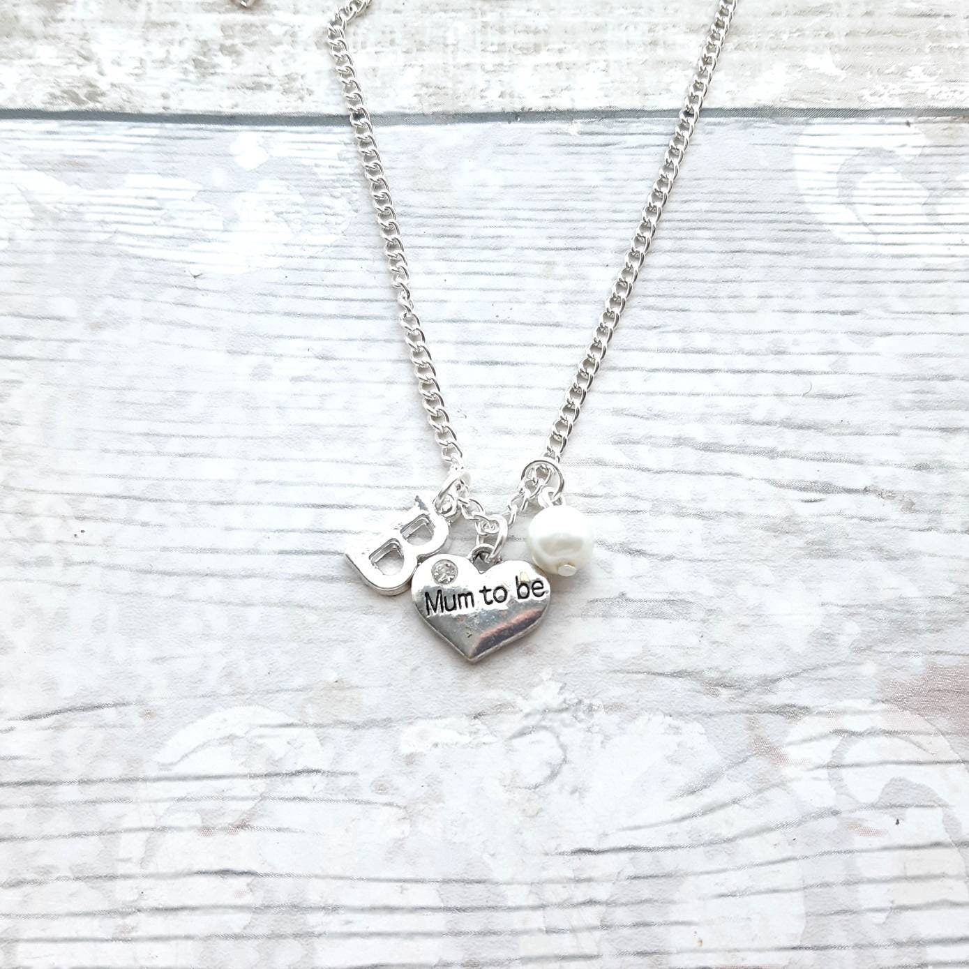 Mum-to-be necklace, baby shower favour, new mummy jewellery, pregnancy necklace, mother child necklace, 1st time mom, gender reveal