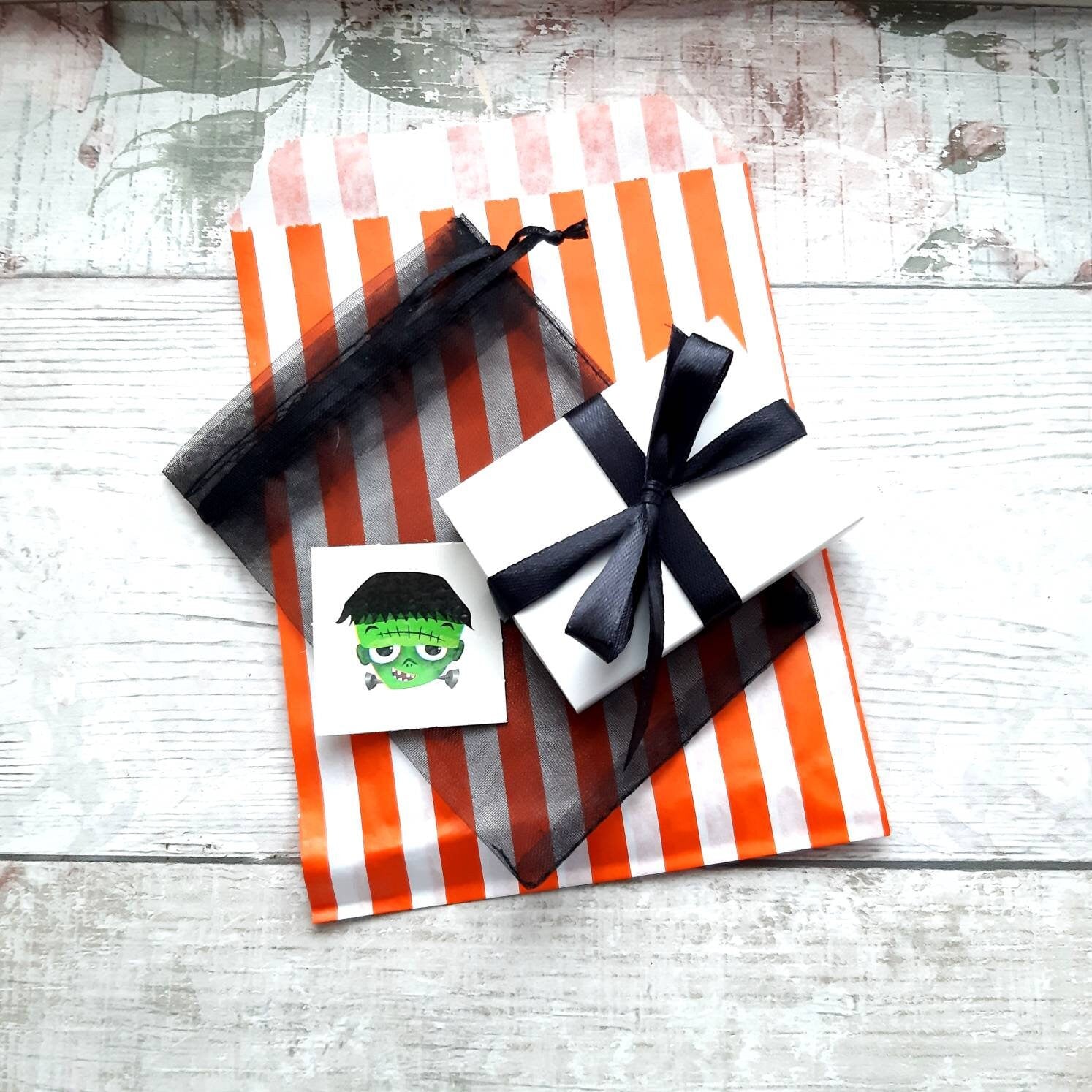 Halloween ADD ON gift wrapping, gift wrap, presentation box, jewellery box, halloween packaging