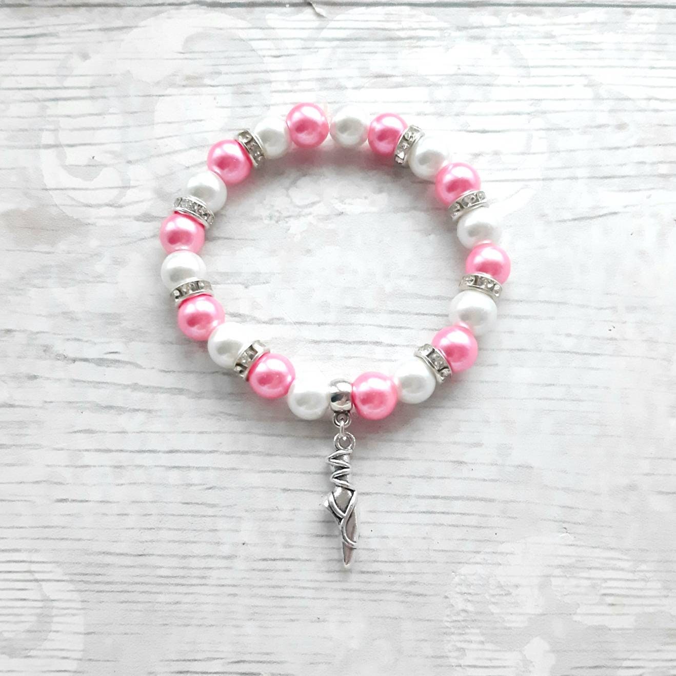 Ballerina keyring, ballet shoe keychain, initial dancer gift, dance recital present, dancing purse charm, pointe shoe keyring
