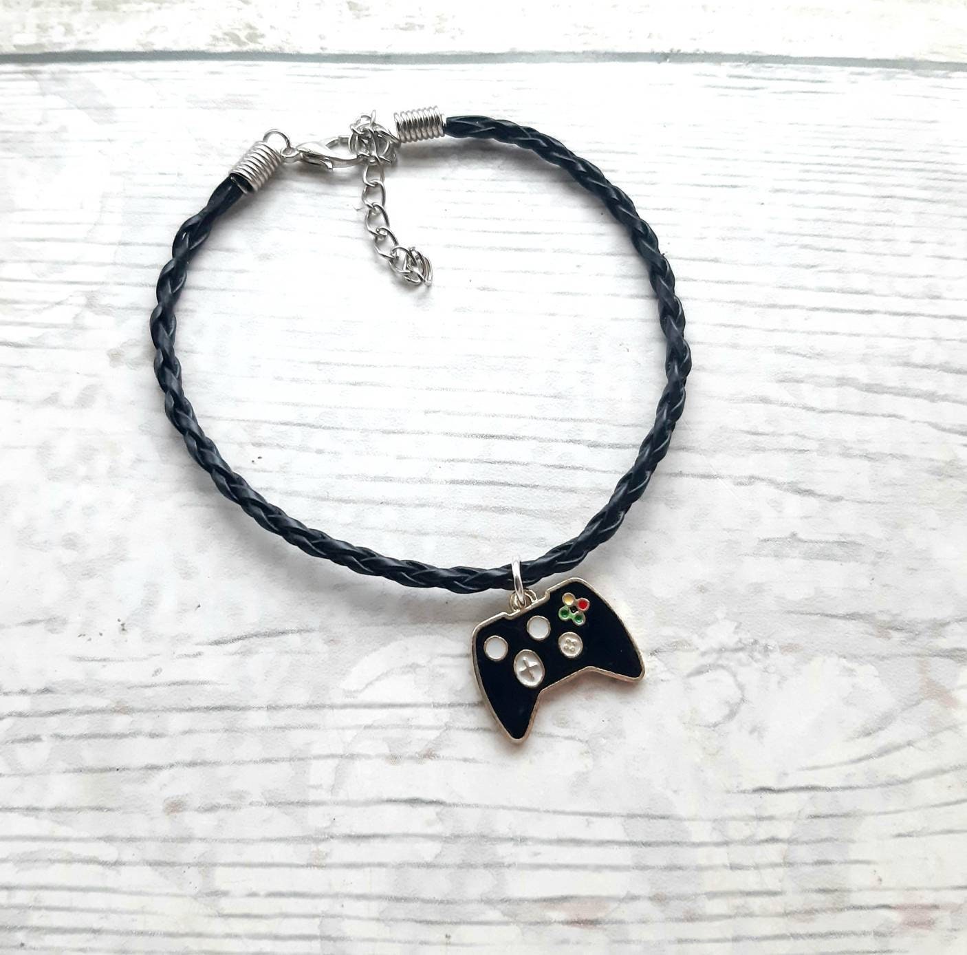 Game controller bracelet, gaming lover, personalised gamer jewellery, retro gifts for teenager, fathers day present, gifts for boys