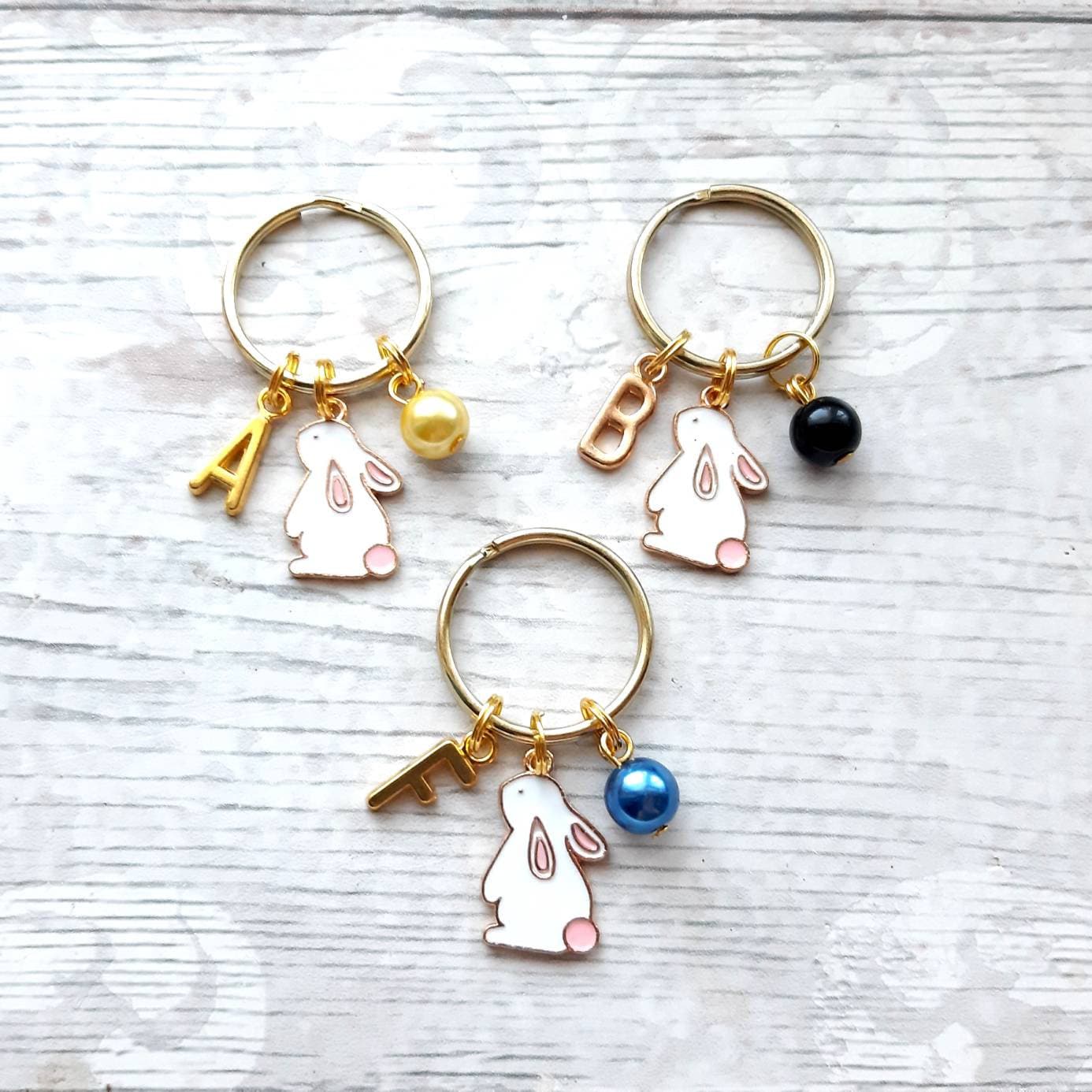 Rabbit keyring, bunny keychain, easter spring accessory, easter bunny gift, animal lover present, cute carrot gift for girls