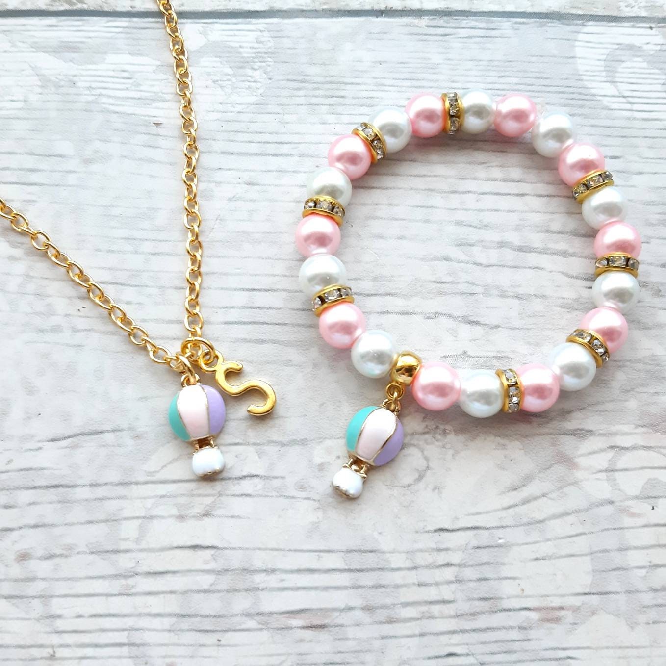 Hot air balloon bracelet, adventurer jewellery, travelling gift, transport jewelry