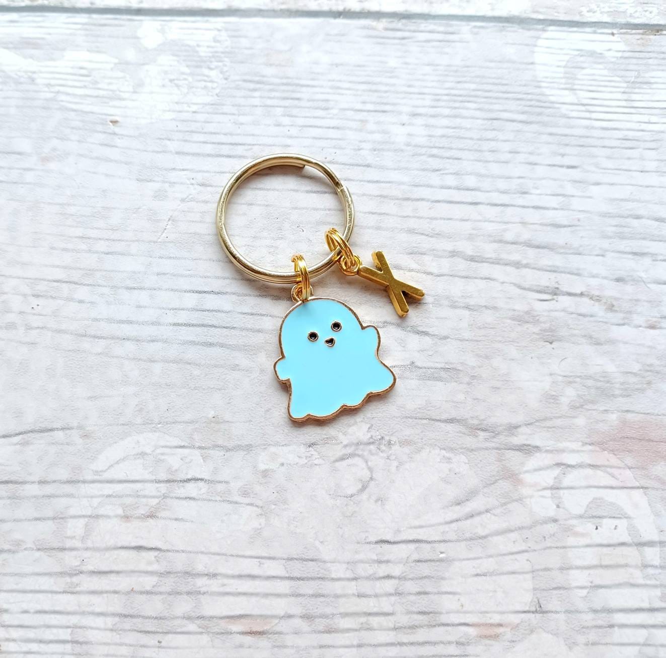 Ghost keyring, cute ghostie keychain, halloween keyring, fall accessory, spooky trick or treat gift