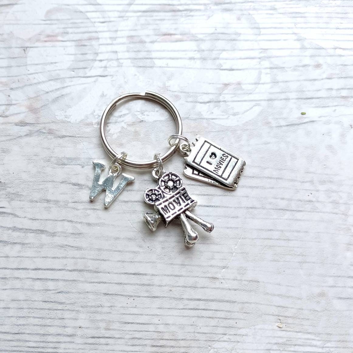 Movie keyring, camera keychain, film maker gift, movie lover present, cinema date night, gift for drama student, personalised keyring