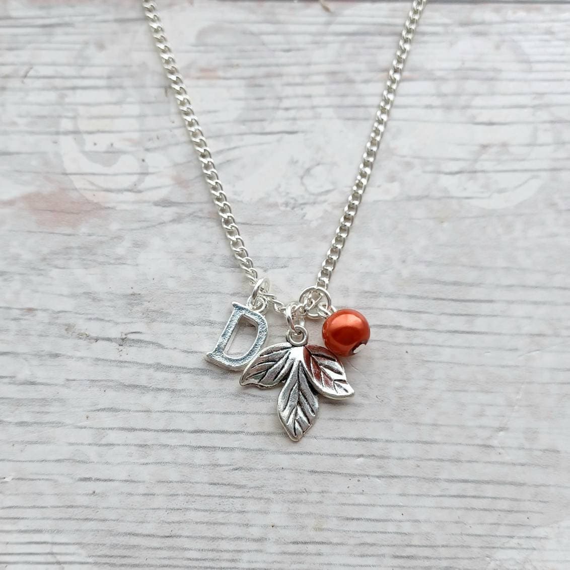 Leaf necklace, fall jewelry, autumn accessory, leaves necklace, nature lover jewellery, plant necklace, personalised gift